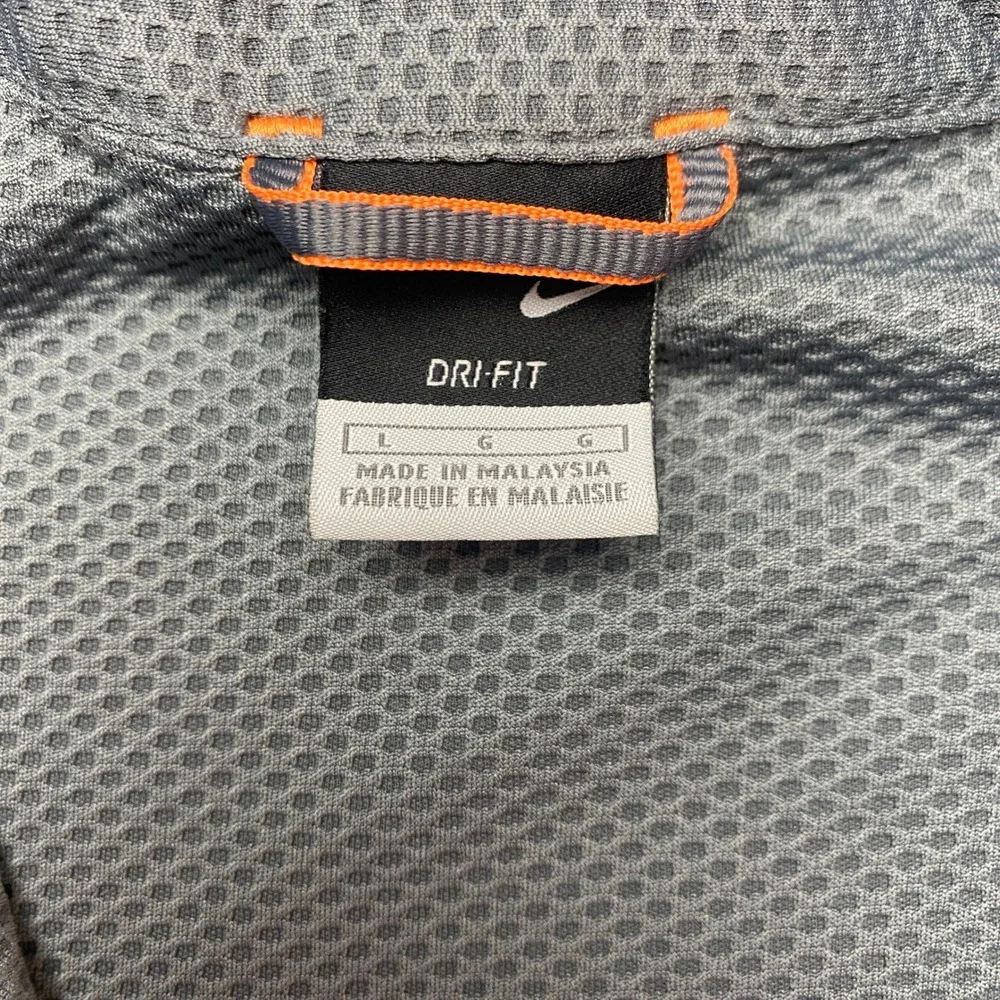 Nike Dri-FIT Mens Large Quarter Zip Pullover Gray Orange Long Sleeve Workout Top